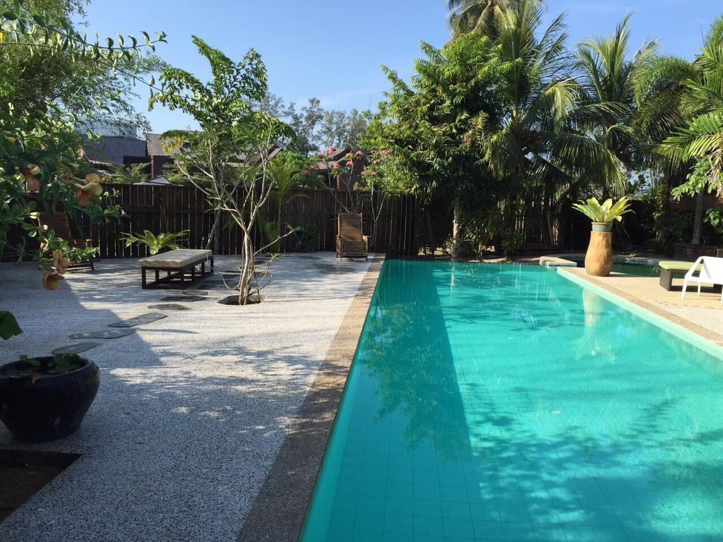 Panji Panji Tropical Wooden Home Pantai Cenang  Εξωτερικό φωτογραφία